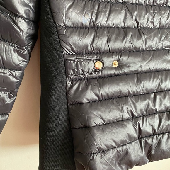 Black Slim Fit Puffer Jacket - Picture 4 of 5